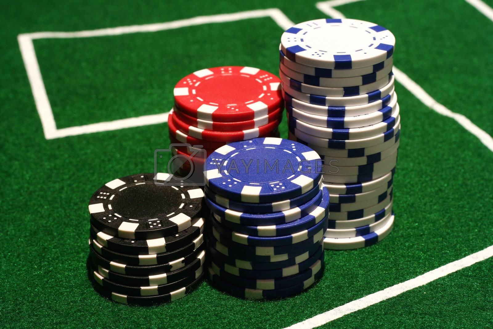 Topluluk Rolve: Poker Defteri ve Stratejik İpuçları